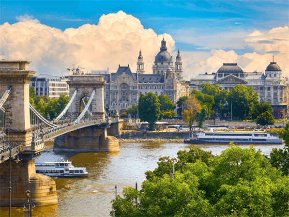 Yurt dışı harcamalarınıza ekstra 10.000 Mil ayrıcalığı!